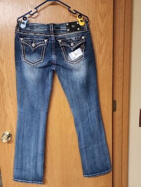 Miss Me distressed Women's Embroidered Pocket Bootcut Jeans 32x34 number 303